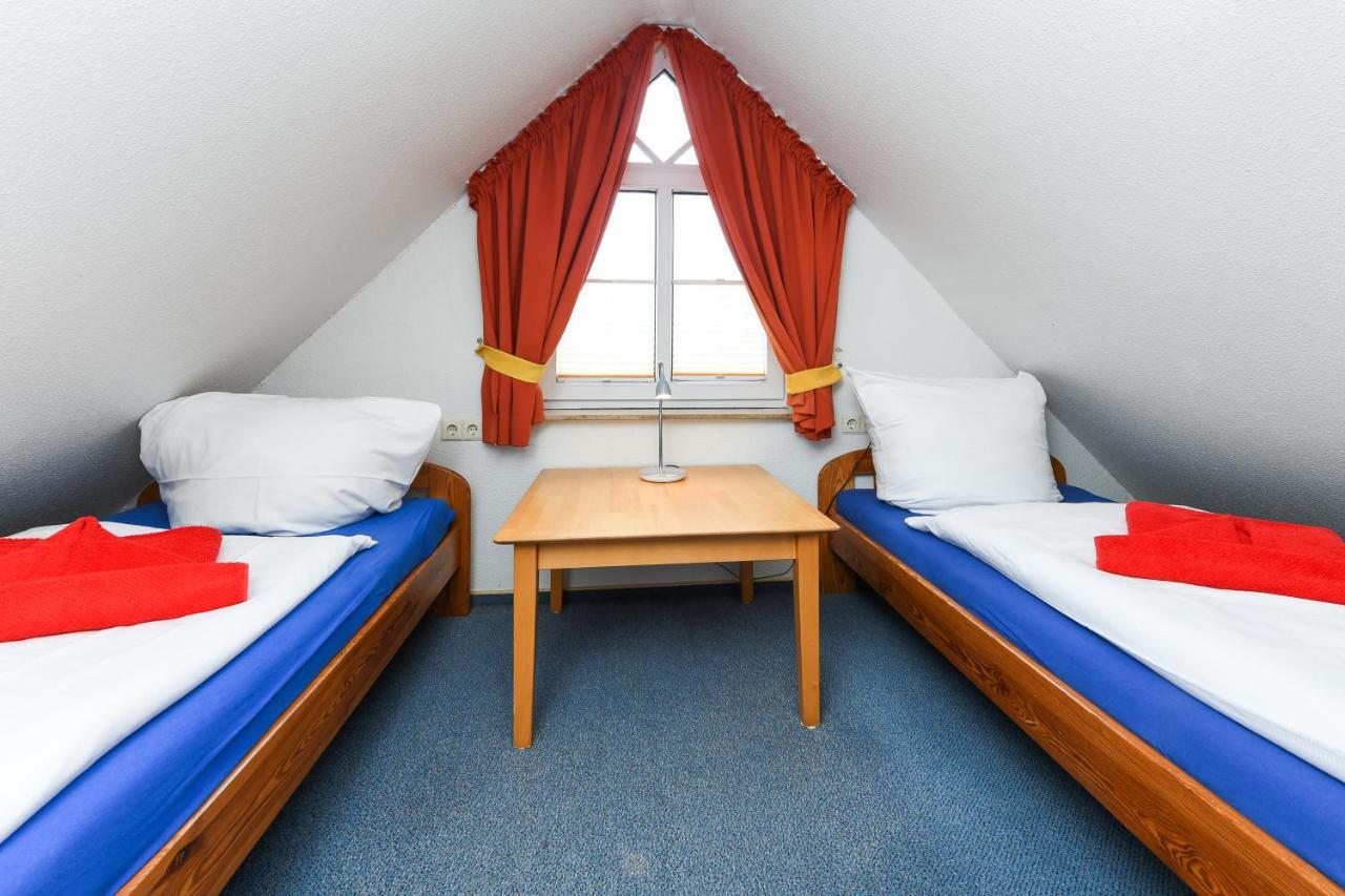 Ferienwohnung Juist Inselhaus Am Deich Neuharlingersiel Exterior photo